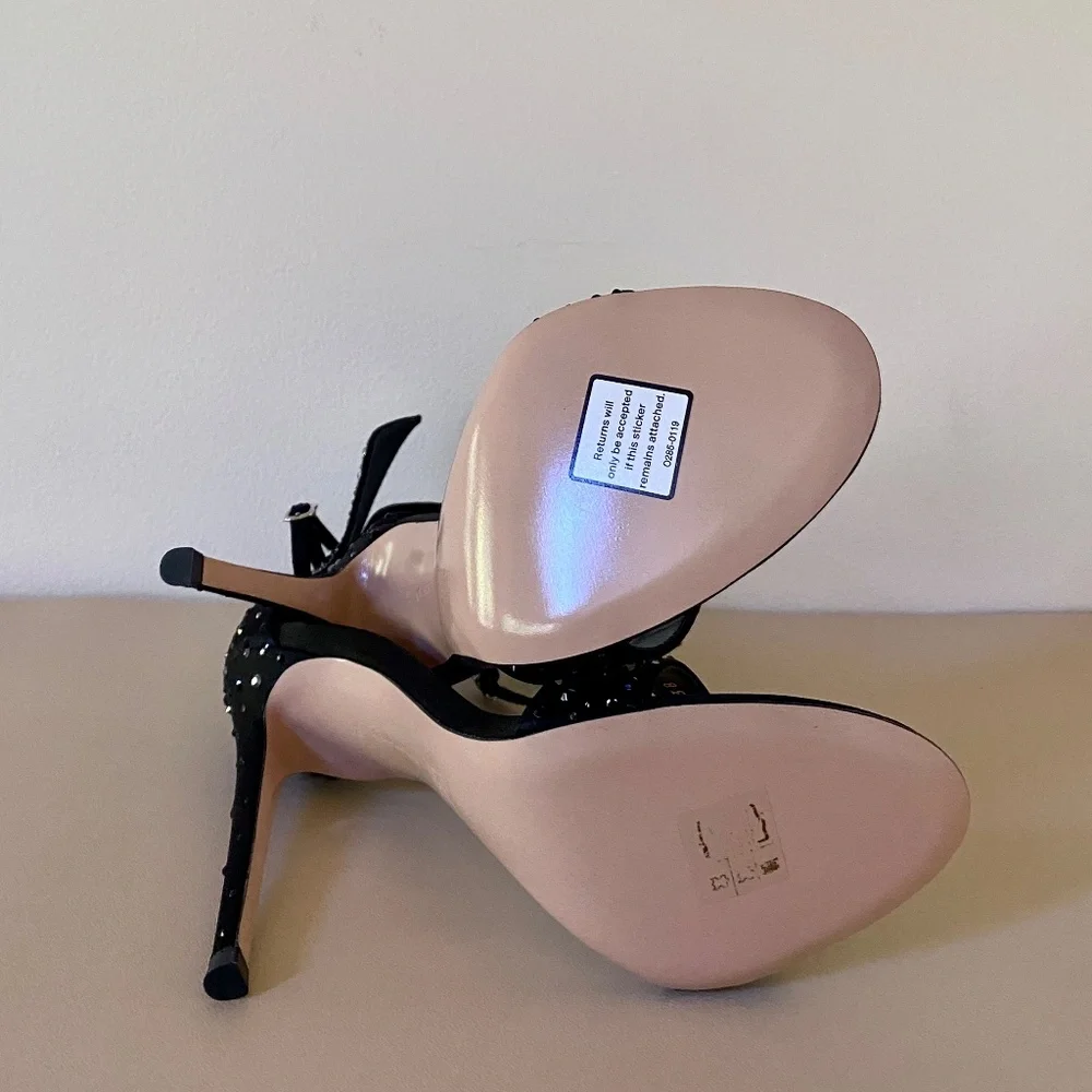 Gianvito Rossi Natalia Crystal Embellished High Heel Sandals 38  ( US7 / US8 )